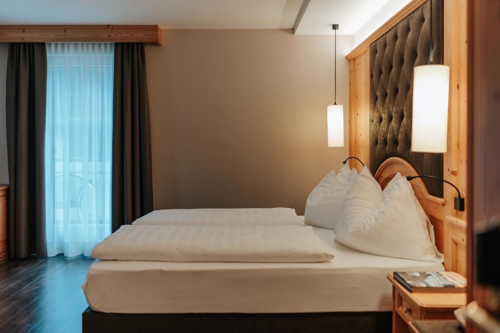B&B Hotel Mirabel オルティゼーイ 部屋 写真