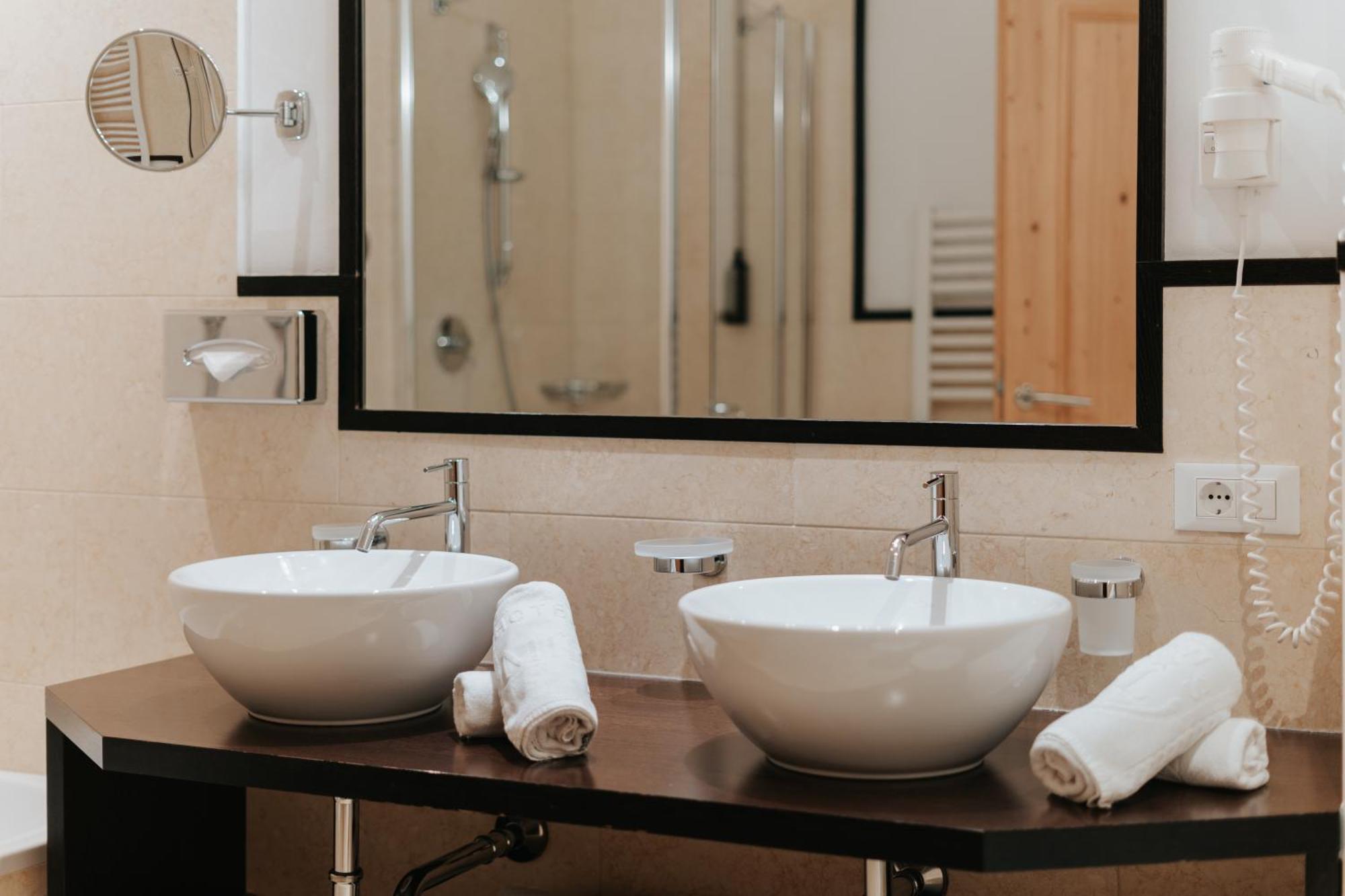 B&B Hotel Mirabel オルティゼーイ 部屋 写真