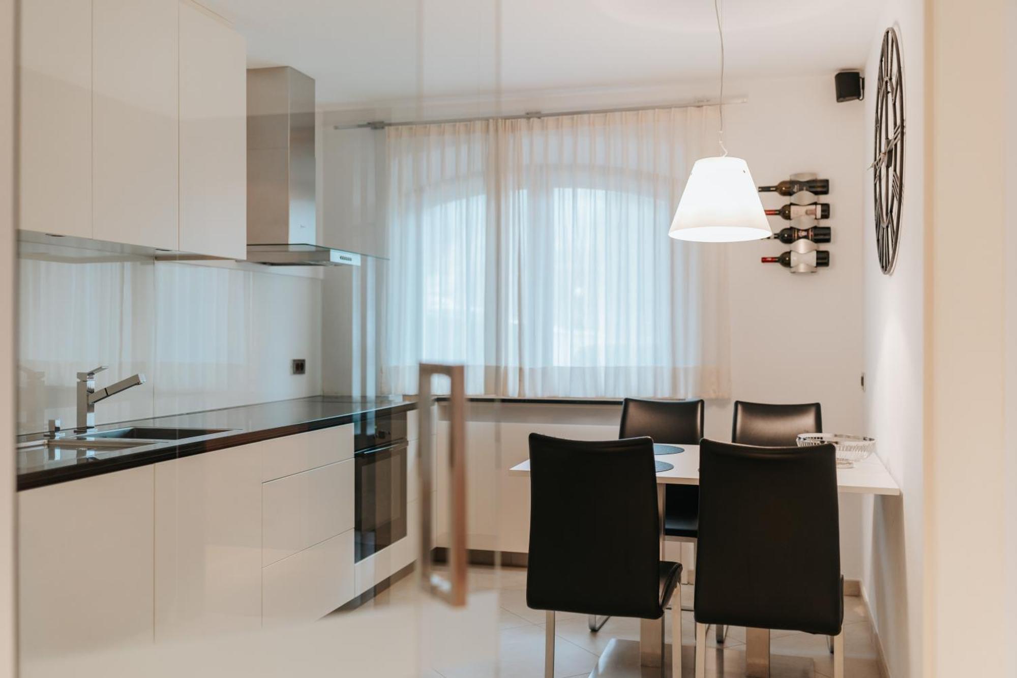 B&B Hotel Mirabel オルティゼーイ 部屋 写真