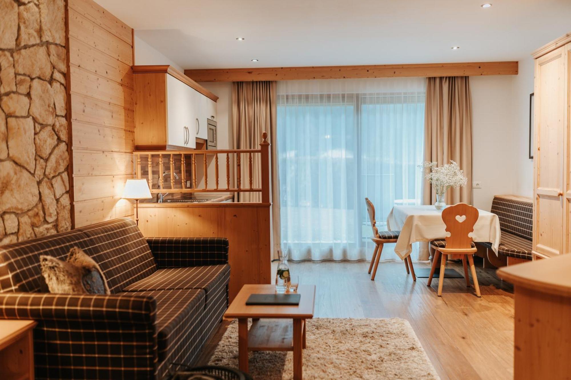 B&B Hotel Mirabel オルティゼーイ 部屋 写真